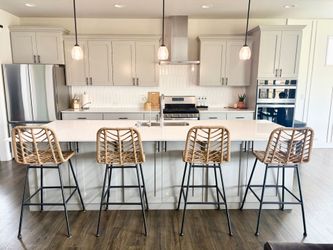 Bar stool chairs