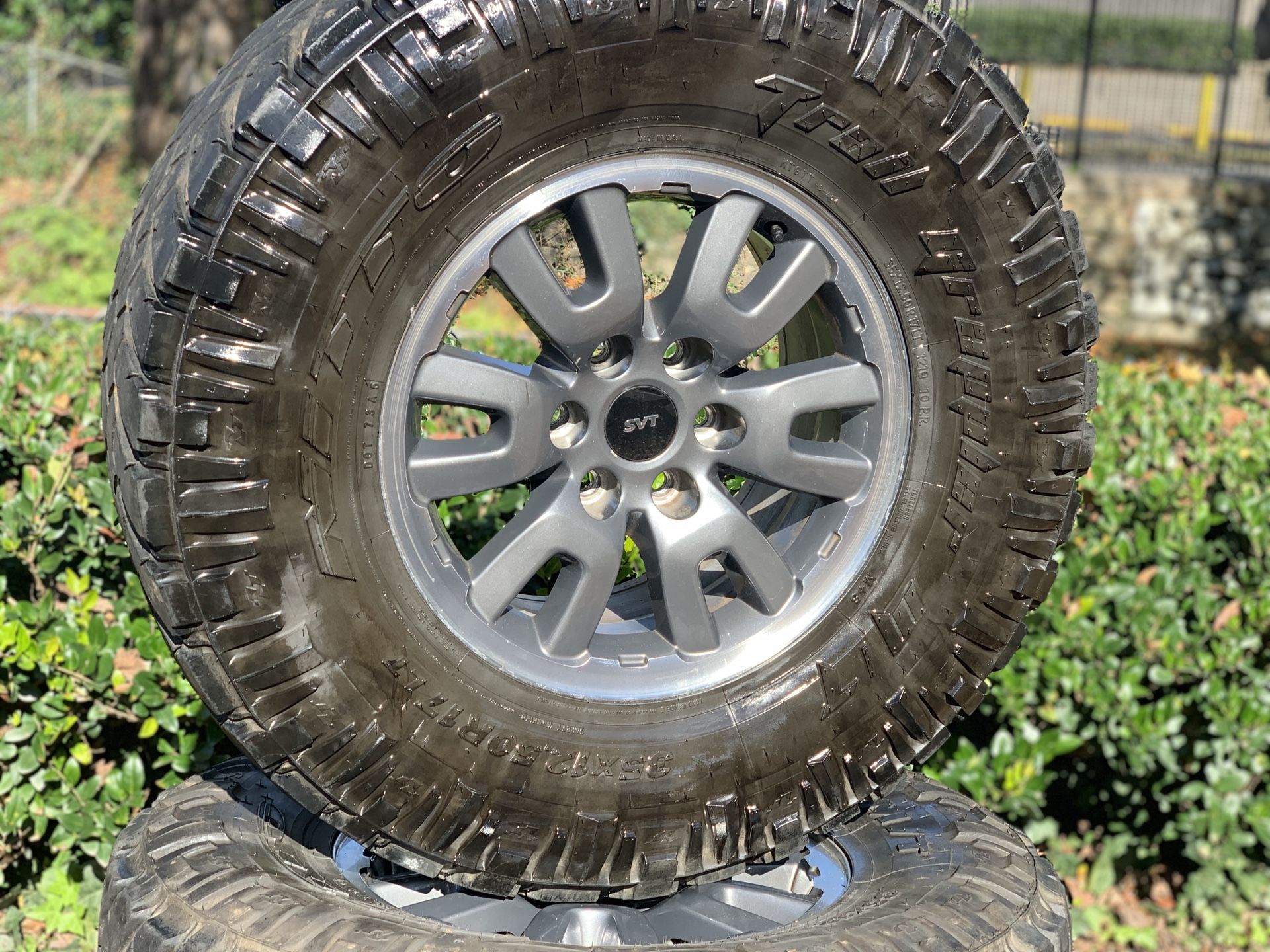 6 lugs (SVT) wheels f-150