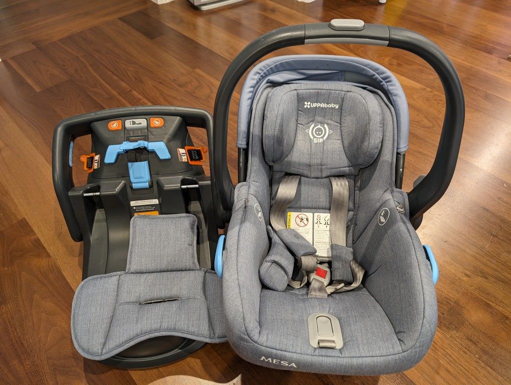 Uppababy Mesa Car Seat w/ Infant Insert 