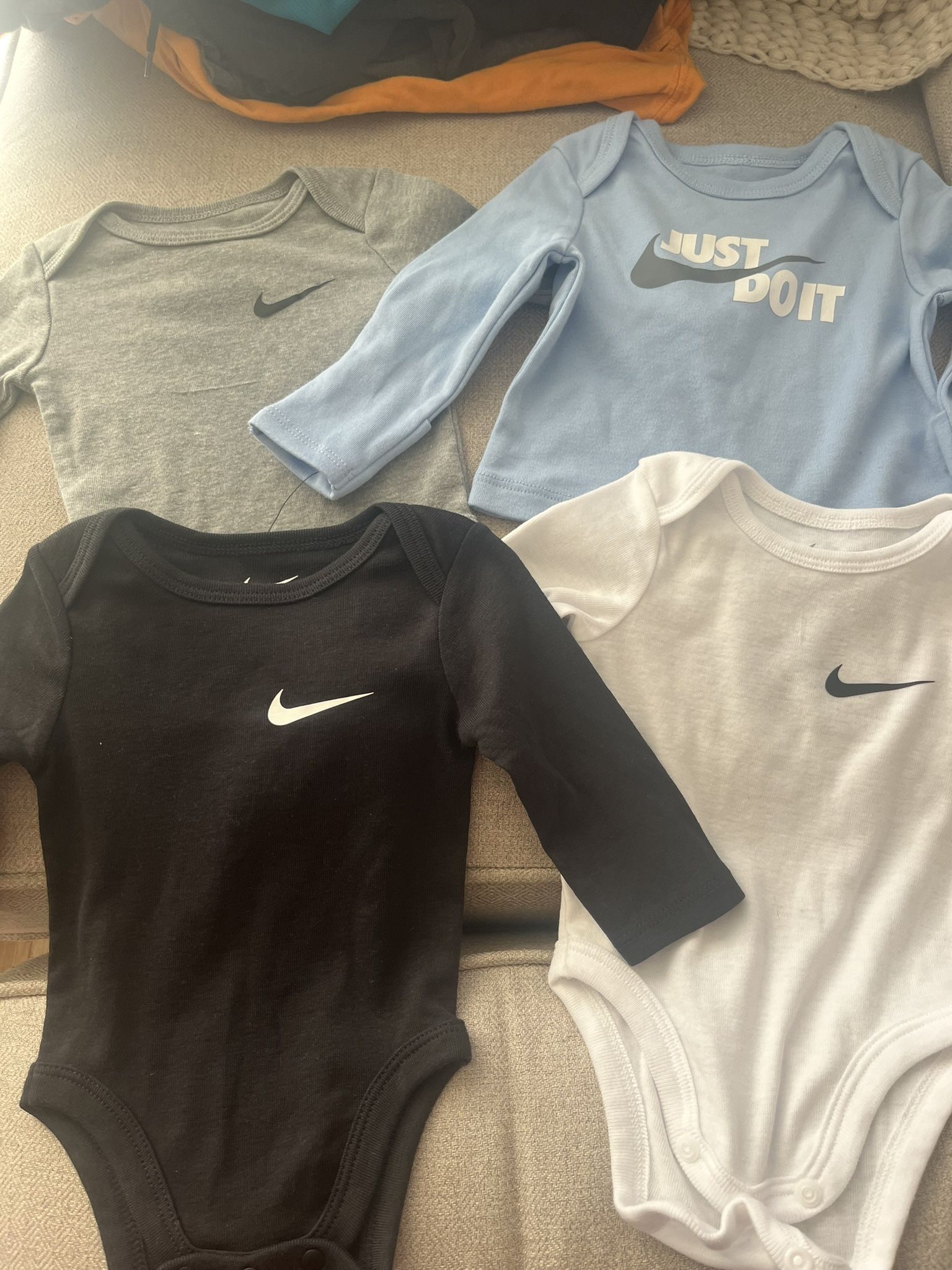 4 Nike Baby Long Sleeve