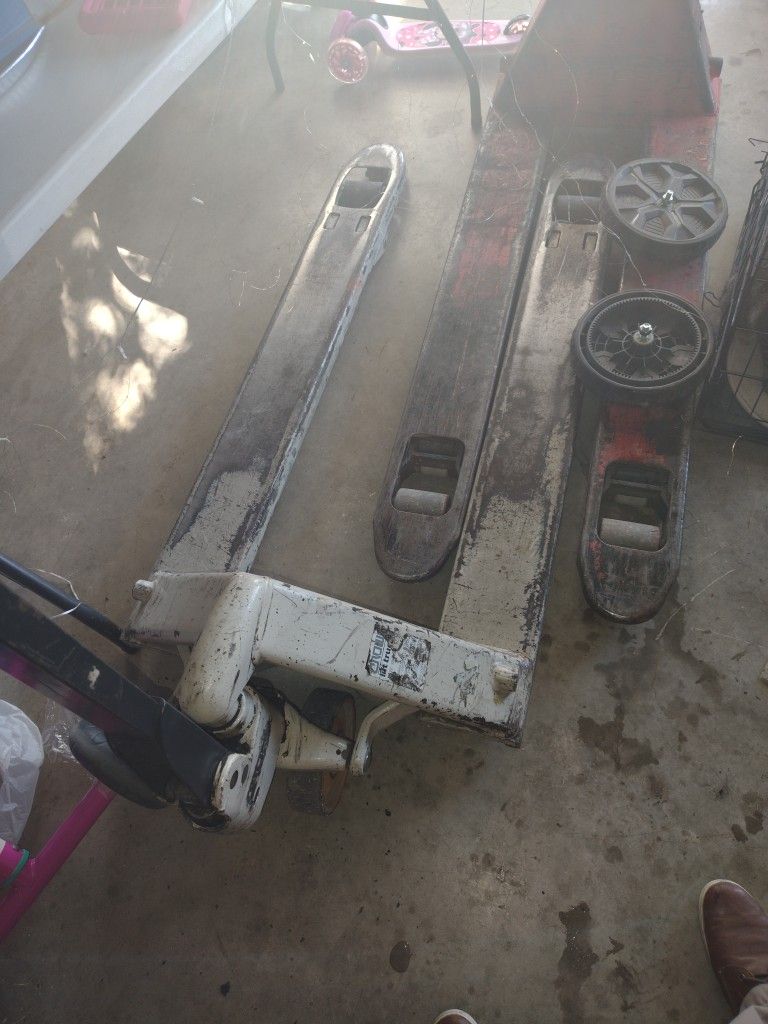 Pallet Jack