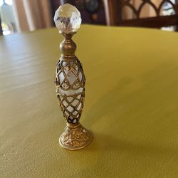 Pretty Gold Filigree Perfume Bottle With Crystal Screw Stopper