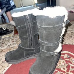 UGG kids Maddi Size 13 