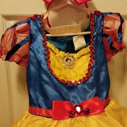 Child's Snow White  Dress. Sz 4-6x