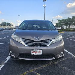 2013 Toyota Sienna