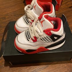 Jordan 4 Fire Red 
