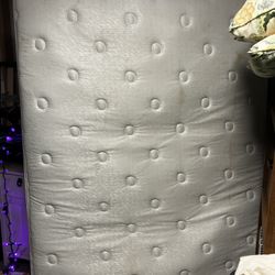Queen Mattress For Free, In good condition