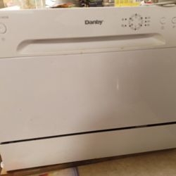Danby Countertop Portable Dishwasher 