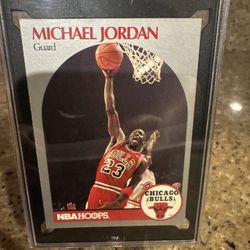1990-91 NBA Hoops - Michael Jordan #65 ISA 8.5 GRADE