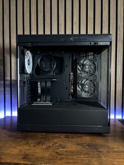 HYTE Y40 GAMING PC CASE - RGB FANS - PCIE RISER CABLE