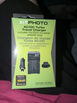 XIT Photo AC/DC Turbo Travel Charger