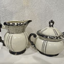 Procelain Silver Creamer & Sugar Bowl set
