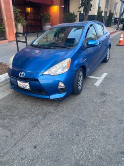 2012 Toyota Prius C 4/dr sedan