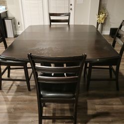 Dining Table With 4 Chairs 