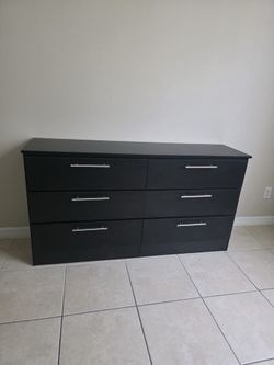 Black Dresser - Comoda negra