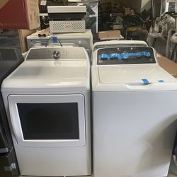 Set Top Load GE White W 27” Gas