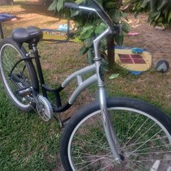Schwinn Hollywood Girls 26 Inch Bicycle,  Ready To Ride