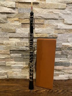 RUDOLF UEBEL OBOE MADE iN GERMANY NOT IN PLAYING CONDITION