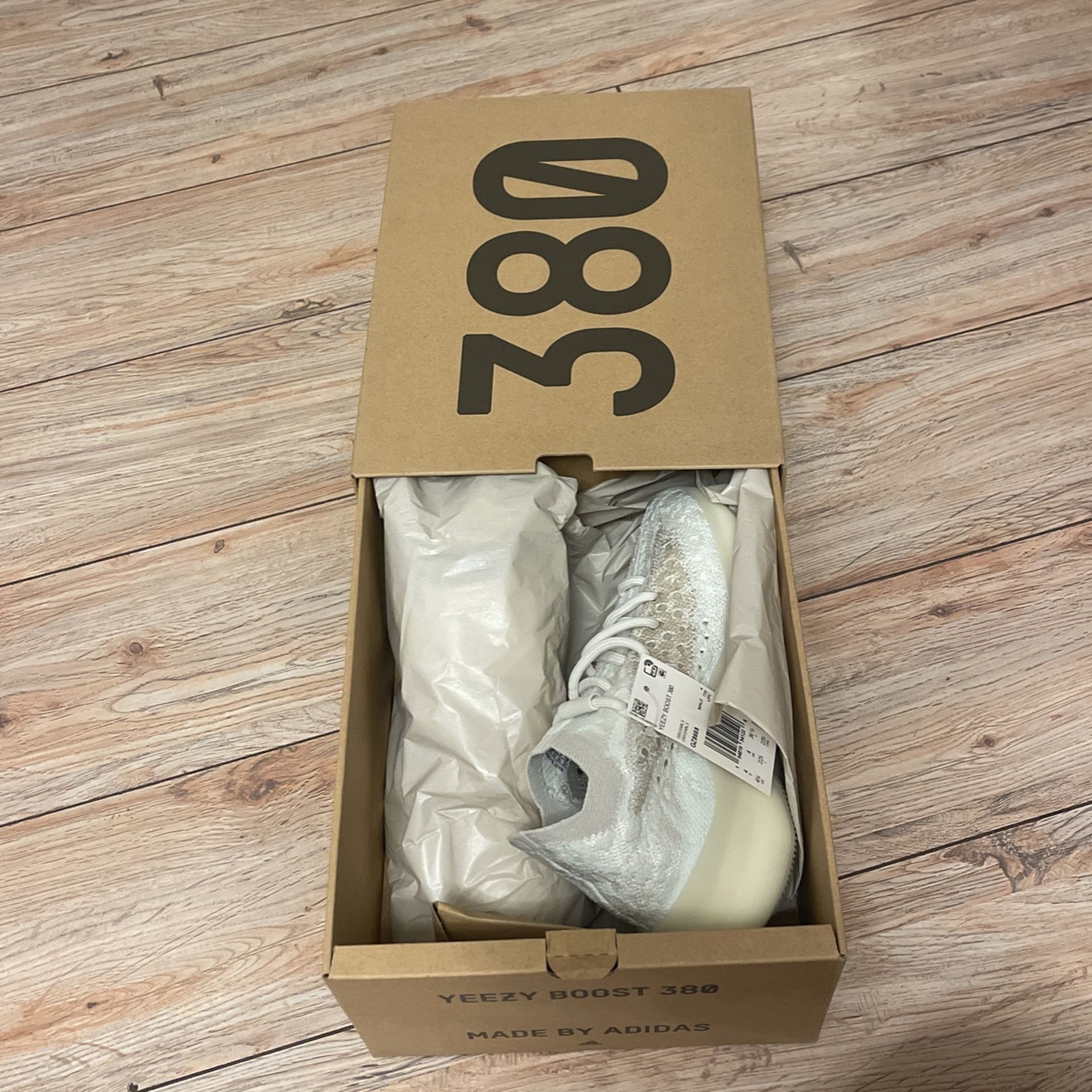 Yeezy 380 Size 4.5