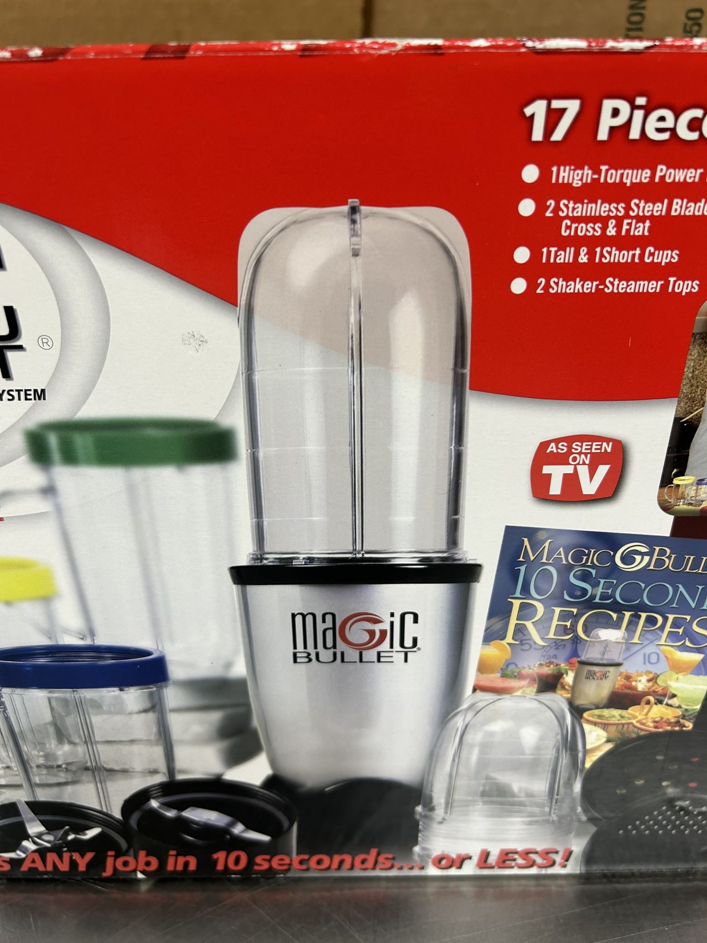 Magic Bullet Blender, Small, Silver, 10 Piece Set for Sale in Saint Paul,  MN - OfferUp