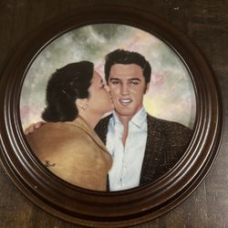 Elvis Presley collector plate