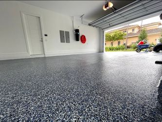 🔥 Epoxy Garage & Patio Flooring – Custom Designs – 10% Off Metroplex! 