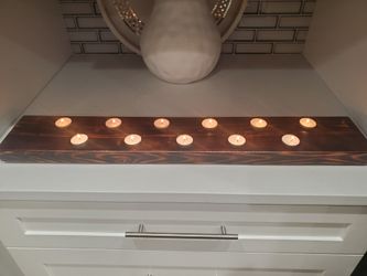 Tealight candle holder