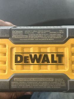 Dewalt Battery
