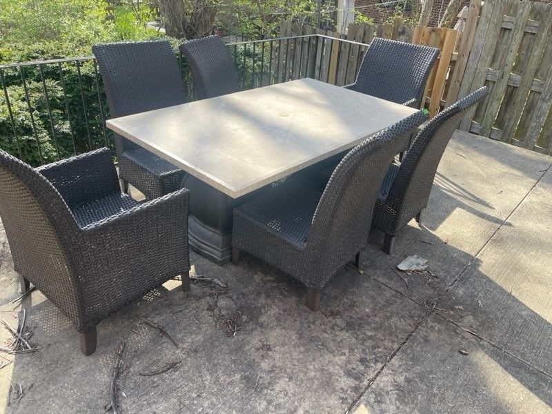 Marble Outdoor Table With 6 Chairs 