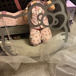 Hello Kitty Mirror Like New 