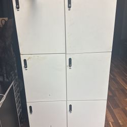 Lockers With Keys