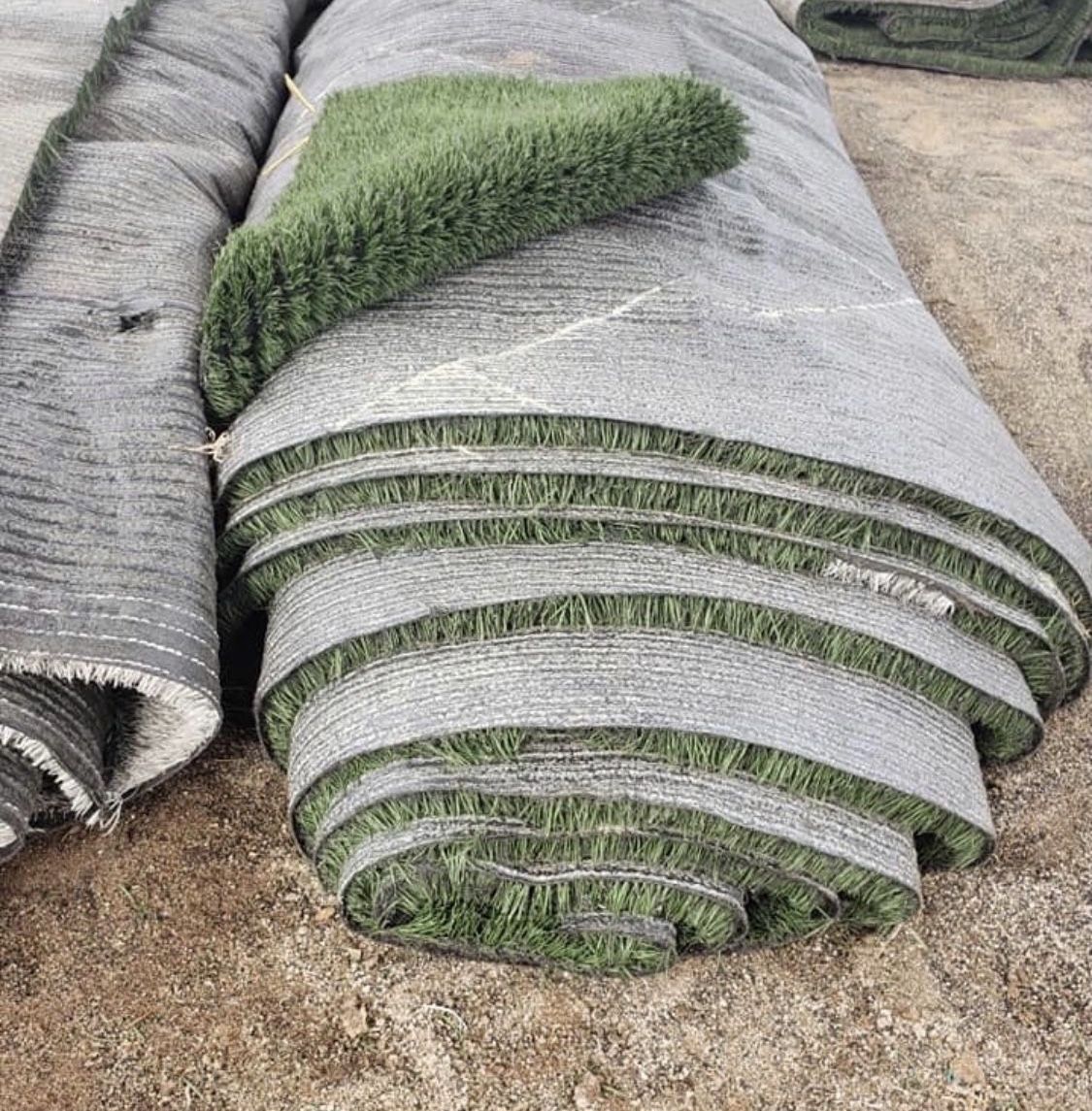 Nice Used Artificial Grass Turf! $170/a roll