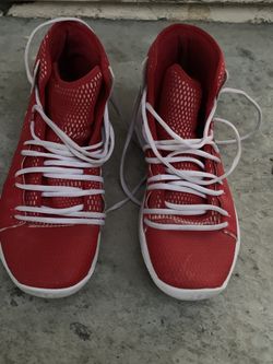 Under armor drive 5 men’s basketball shoes size 11