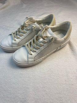 Dolce Vita bone gold sneakers size 7