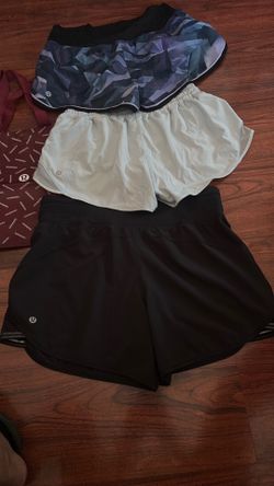 lululemon size 8