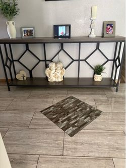 Entryway table
