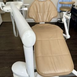 Adec 511 Dental Chair