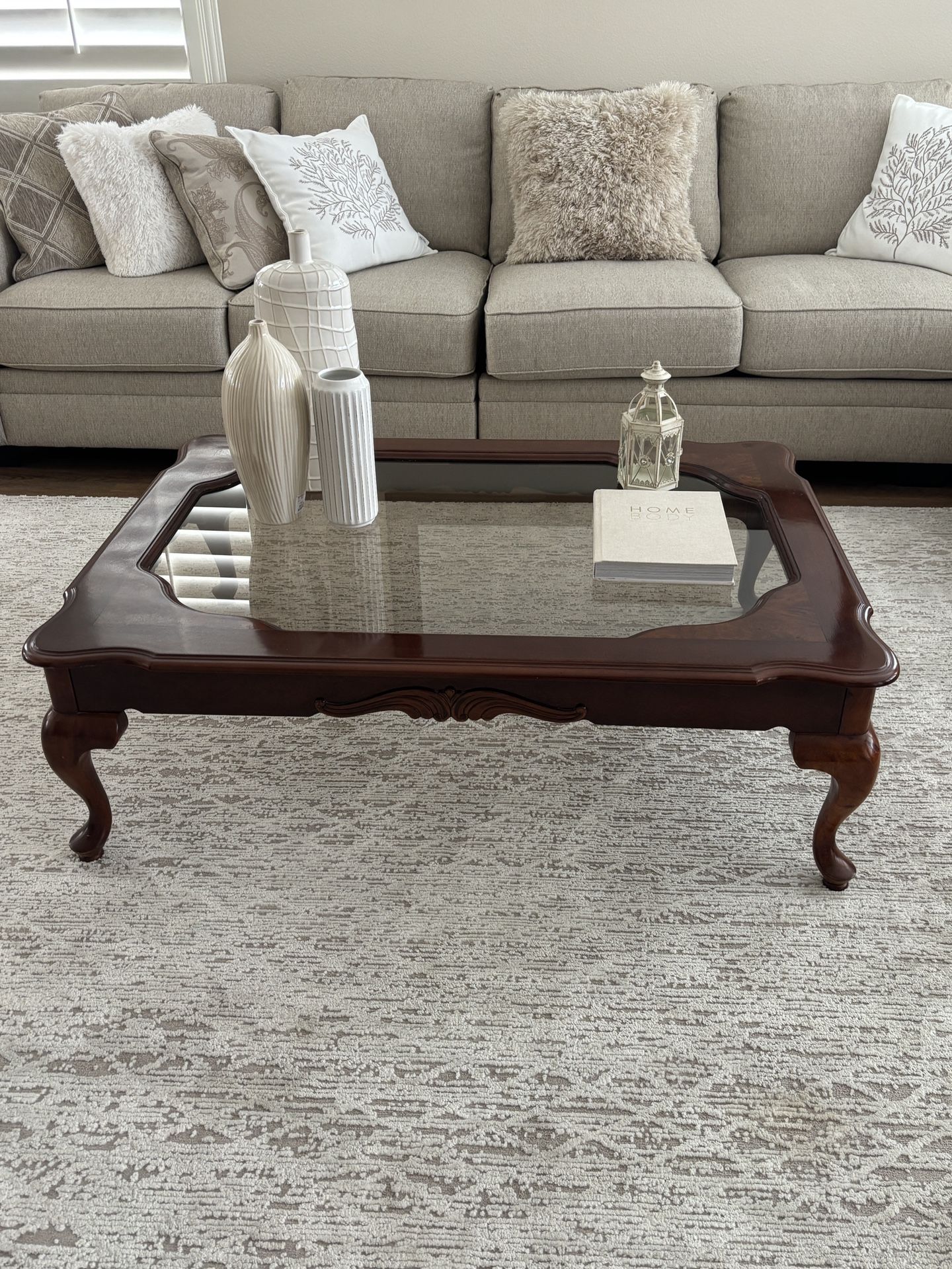 Table With 2 End Table
