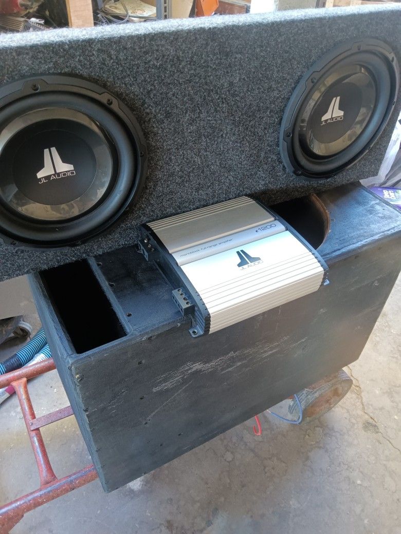 JL Audio 10w1v3-4 And JL Audio Amplifier