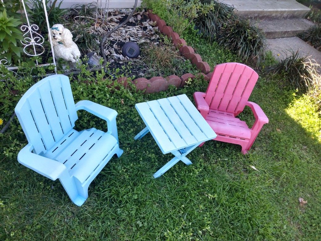 Three Piece Little Kids Patio Furniture