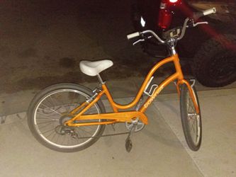 Orange Electra Townie 7D cruiser