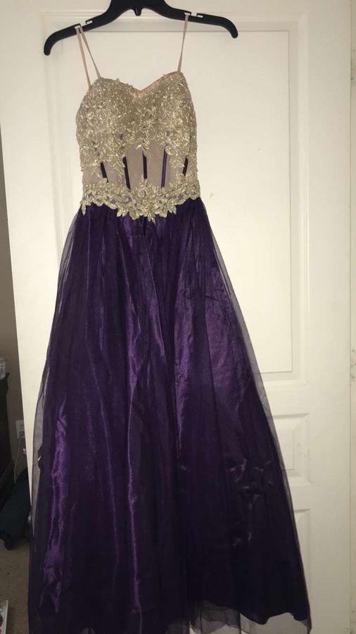 Very cute prom dress