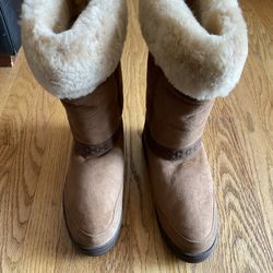 Ugg Brand New Limited Edition 10th Anniversary Boots 