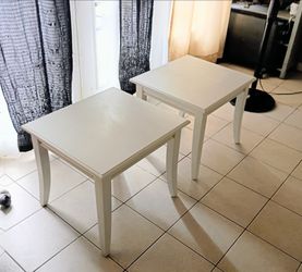 Set of 2 Matching End Tables for Sale.