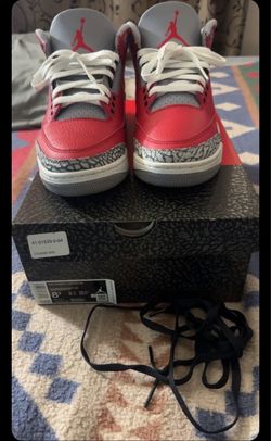 Nike air Jordan 3 retro Red Cement size 8.5 Use