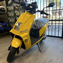 Venom E3 Moped-E Scooter 1200W 60V