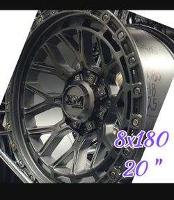 Heavy-duty 20s for your 2500/3500 HD! 🛞💪 ​⚡ Size: 20" 💥 Bolt Pattern: 8x180 🛻 Fits: Chevy Silverado & GMC Sierra 2500HD / 3500HD 🔥 Built tough fo