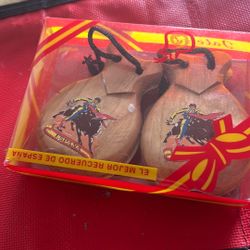 De Espańa.  Caratúlelas 