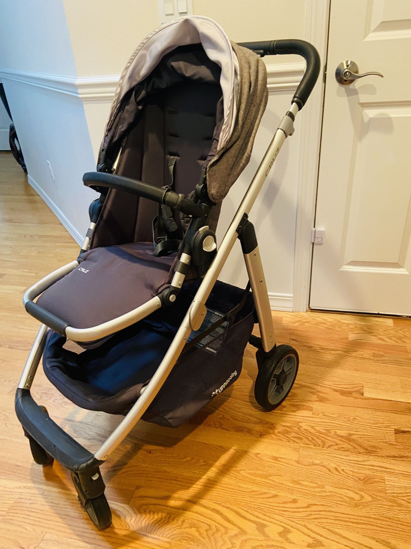 UPPAbaby Cruz  Stroller, year 2019 
