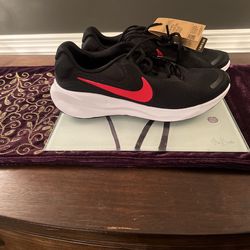 Nike Revolution sizes 9.5,10 and 13 brand new